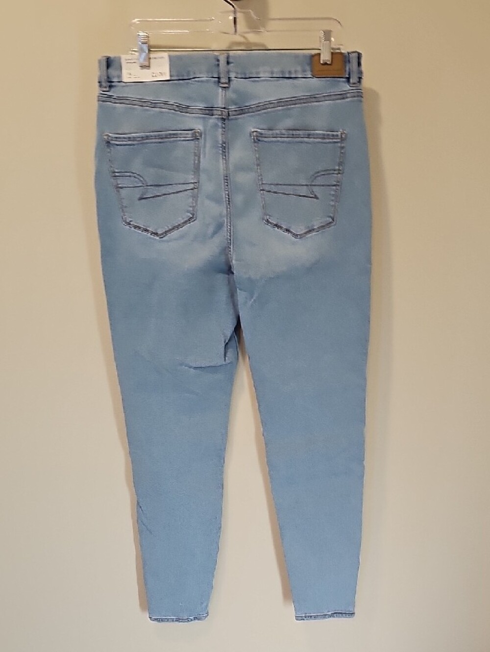 American Eagle Next Level Curvy High Waisted Jeggings; NWT; Size 16 Long - Picture 12 of 14